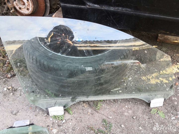 Стекло переднее правое cadillac sts