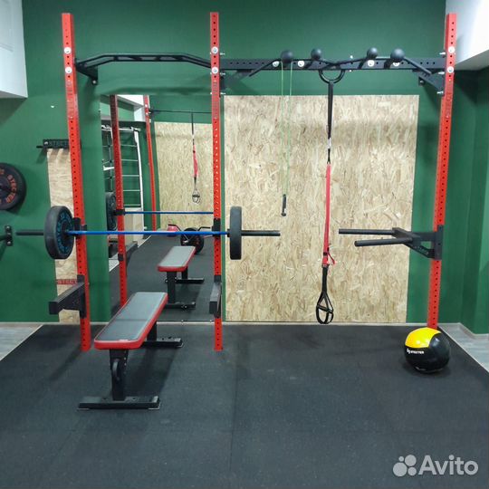 Спортивный уголок. Силовая рама. Спортинвентарь