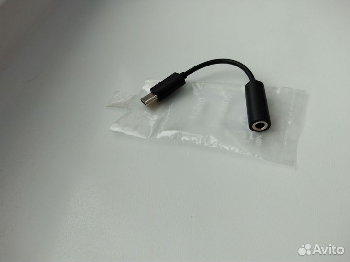 Sony EC260 USB type-C to headphone jack 3.5mm