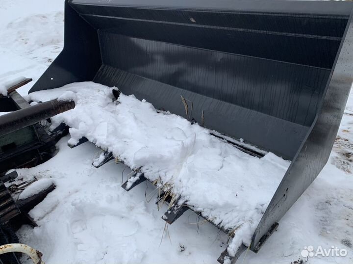 Ковш погрузчика CNH italia S.p.A