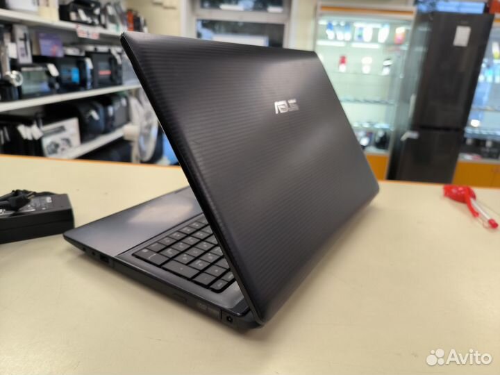 Ноутбук asus k55d