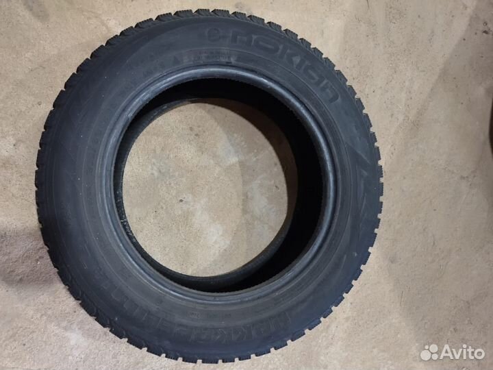 Finalist F109 215/60 R16