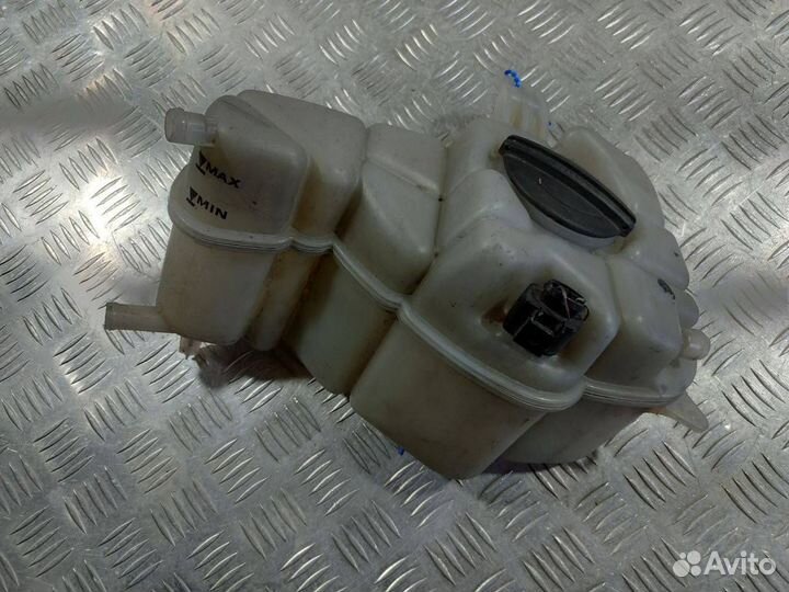Бачок расширительный Audi A8 D4/4H 2012 4H0121403J