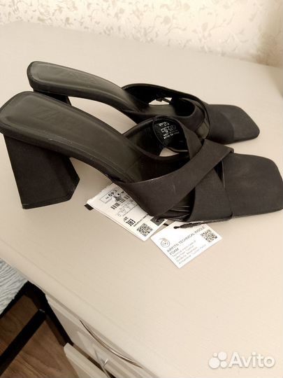 Шлепанцы женские, матерчатые, 38 размер Zara