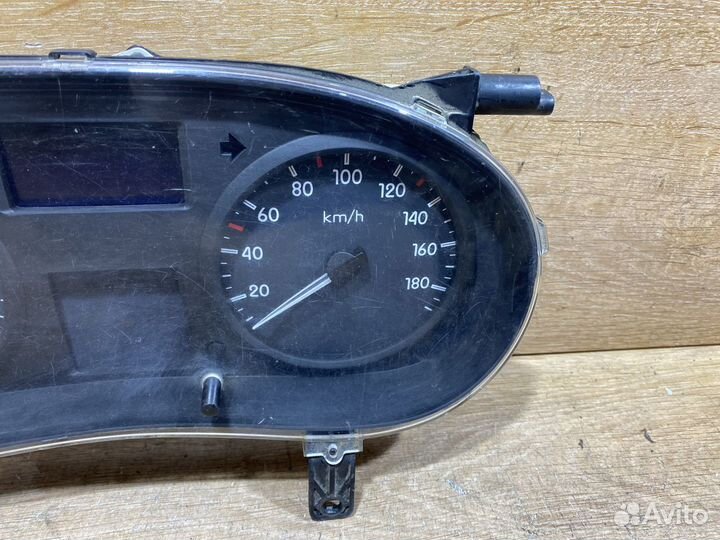 Панель приборов Renault Master 2 дизель 1121008