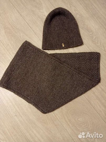 Шапки и шарфы женские