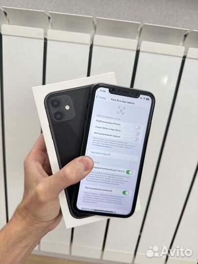 iPhone 11, 64 ГБ