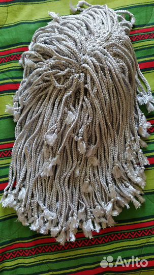 Шапка ручной вязки