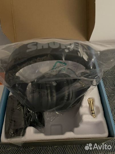 Shure. Проводные наушники профессиональные