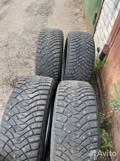 Dunlop SP Winter Ice 03 225/45 R18