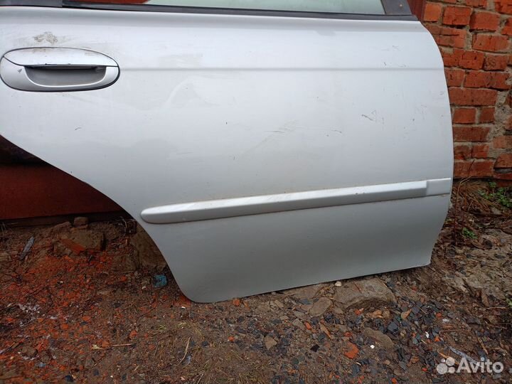 Задняя правая дверь Kia Spectra, Shuma 2