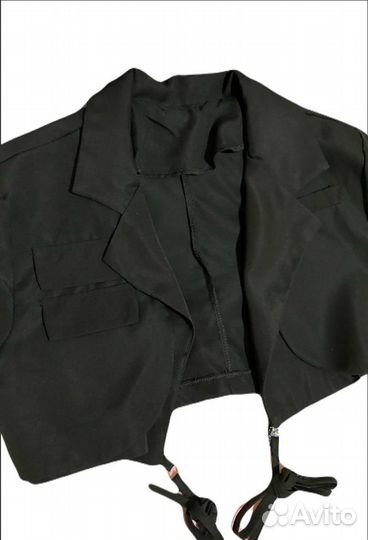 Укороченный пиджак блейзер