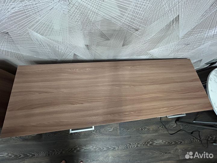 Стол письменный