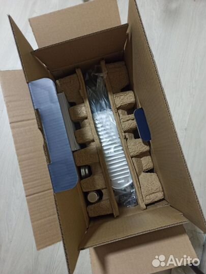 Новая кофеварка рожковая delonghi EC685.W