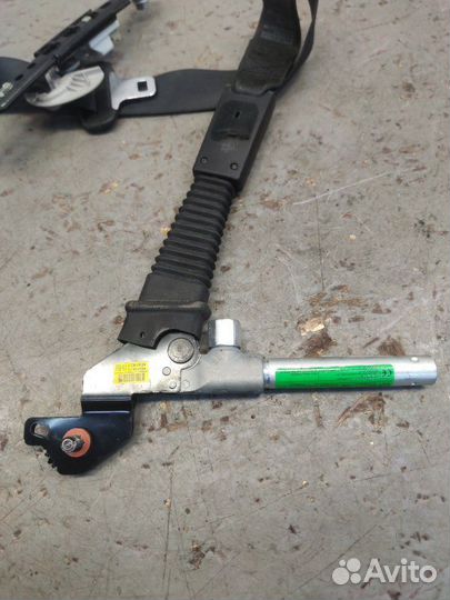 Ремень безопасности передний правый Audi R8 42 4.2