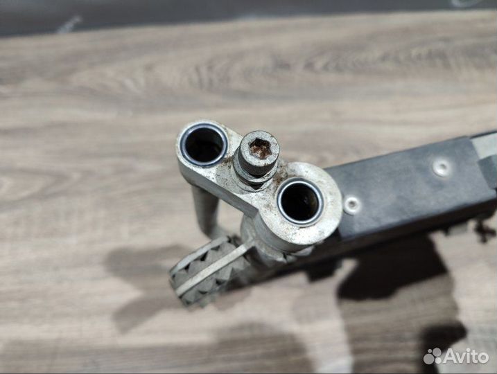 Радиатор масляный Bmw X3 E83 N52B25A 2008