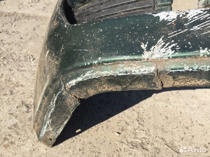 Бампер передний Nissan Primera P11