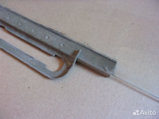 Форд Фиеста 76-88г. стекло переднее правое дверное