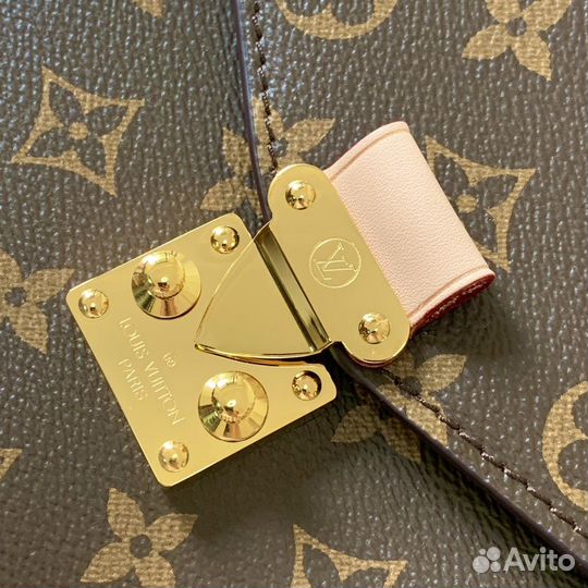 Louis Vuitton Pochette Metis Monogram