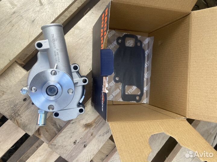 Помпа на 402 двигатель