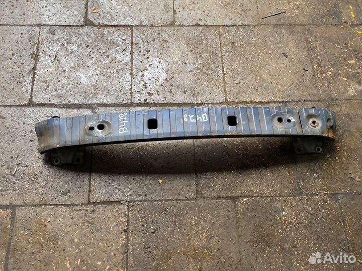 Усилитель заднего бампера Вольво С30