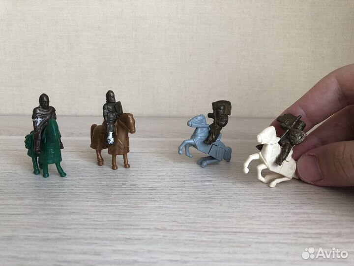 Игрушки из киндера 90х. Фигурки