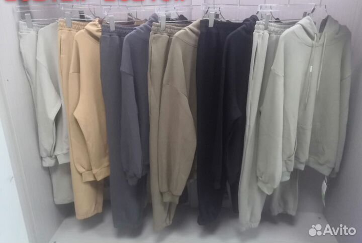 Спортивный костюм женский новый