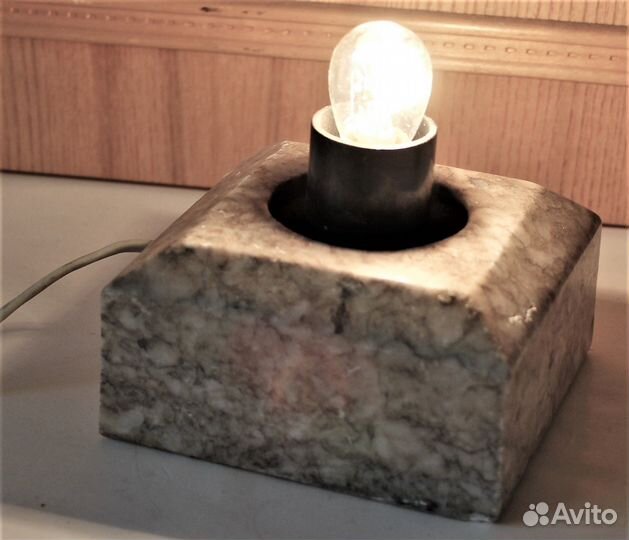 Светильник