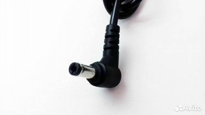 Блок питания 12V 5A 5,5 х 2,5 для монитора и Тв