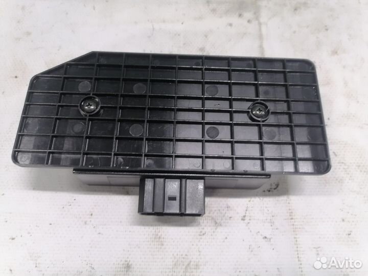 1J0959799Q Блок комфорта