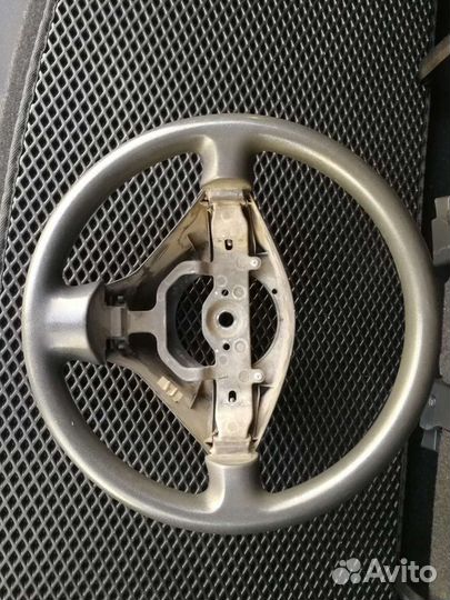 Руль Toyota Ist NCP60 NCP61