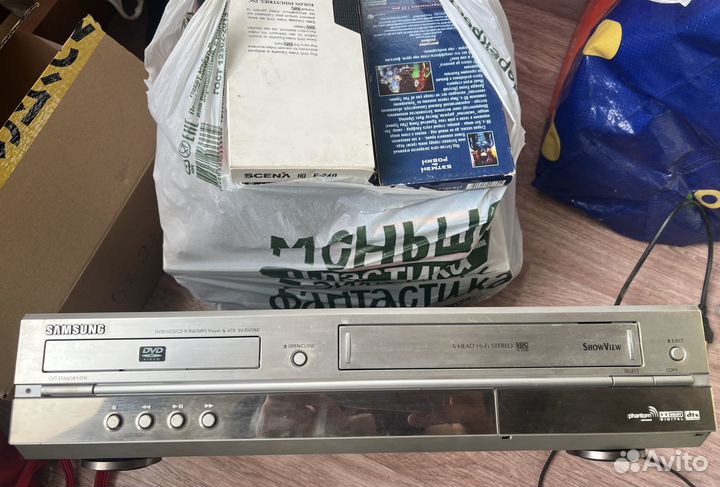 Видеокассеты + видеомагнитофон