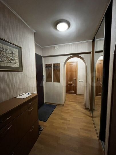 2-к. квартира, 52 м², 2/9 эт.