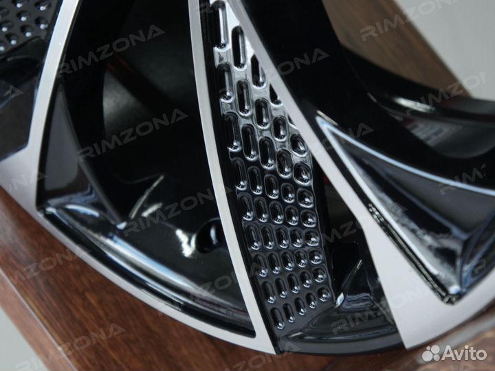 Литые диски RS7 R18 для Audi. Арт1601