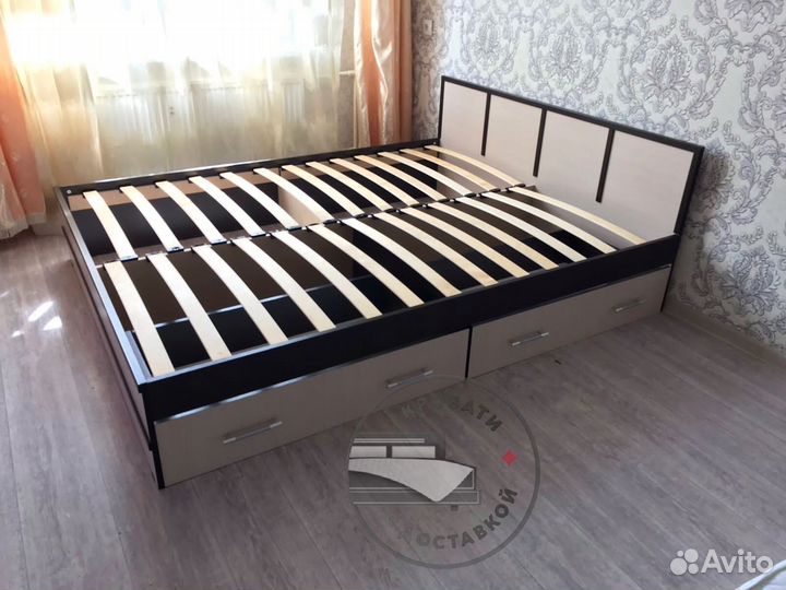 Кровать двухспальная