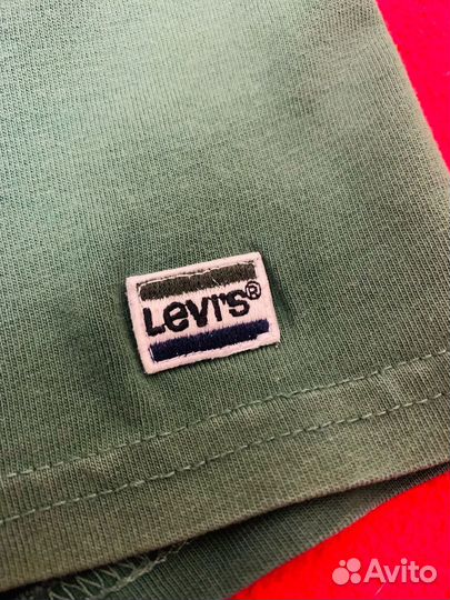 Футболка Levis