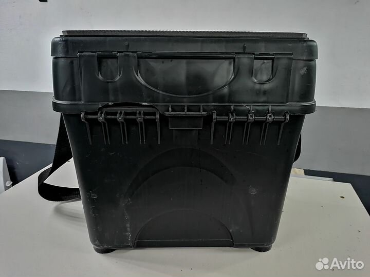 Ящик для зимней рыбалки