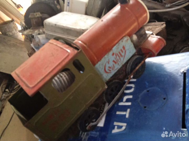 Паровоз жесть, игрушка СССР