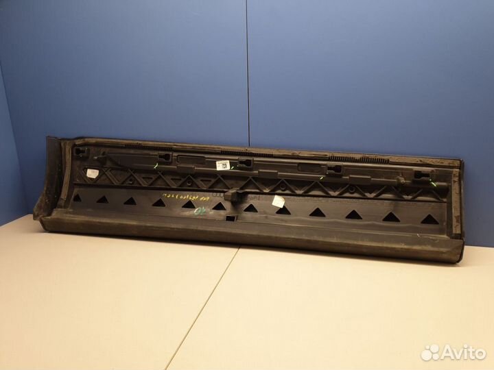 Молдинг двери левый задний Audi Q8 4M8 2018