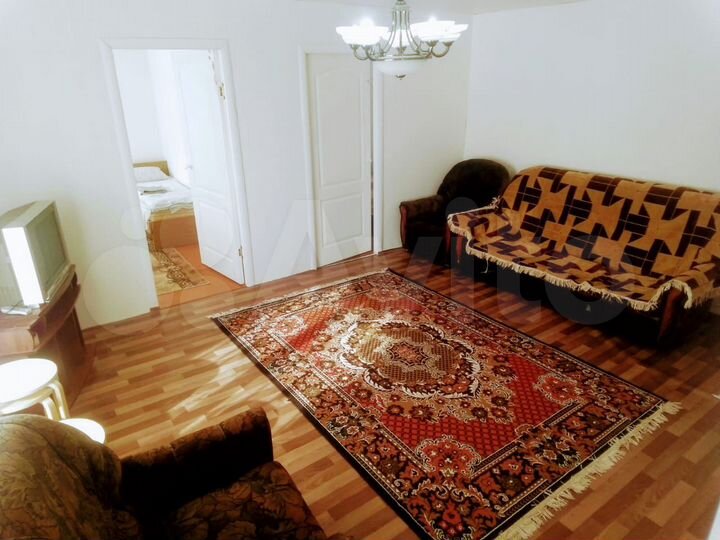 3-к. квартира, 54 м², 1/1 эт.