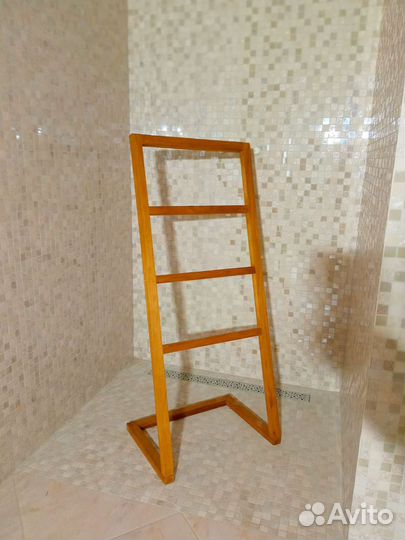 Держатель для полотенец напольный