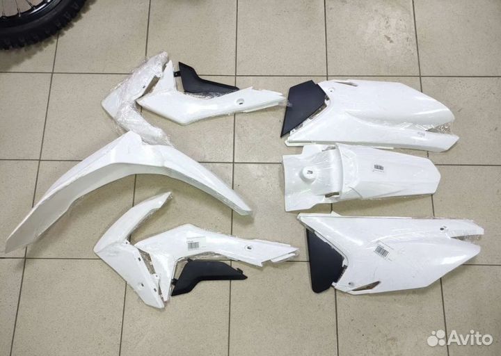 Пластик для мотоцикла BSE J1, J2, J3, Z10