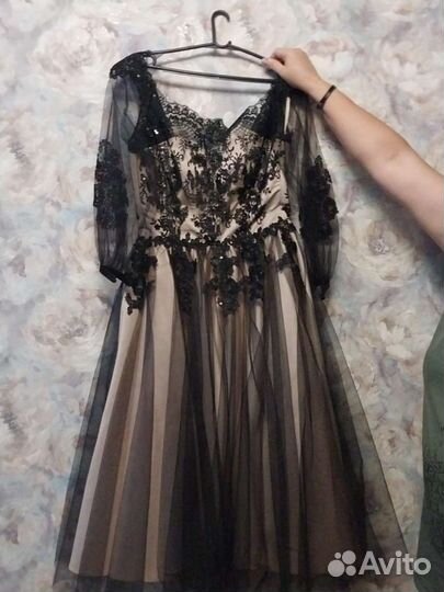 Вечернее платье