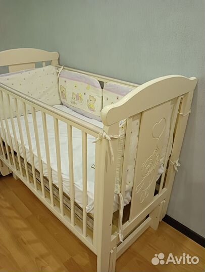 Детская кроватка