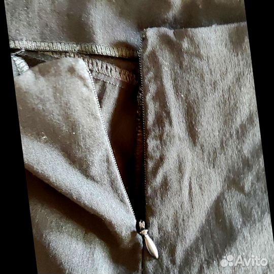 Брюки новые S