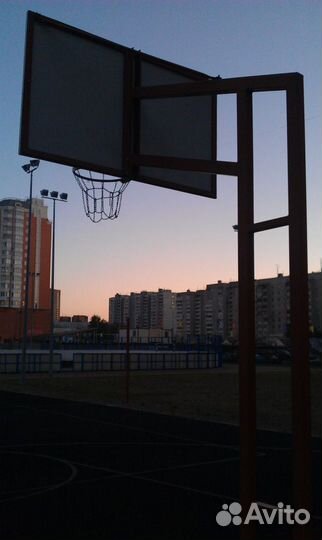 Баскетбольная стойка стационарная уличная с кольцом и антивандальной сеткой