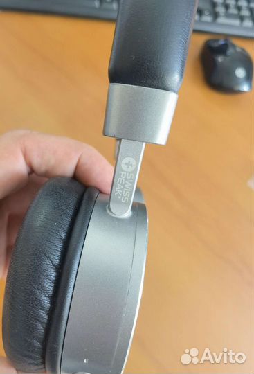 Беспроводные наушники swiss peak v2