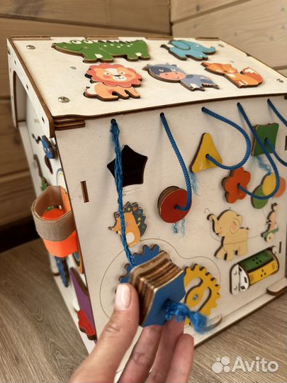 Бизиборд Чики Брики