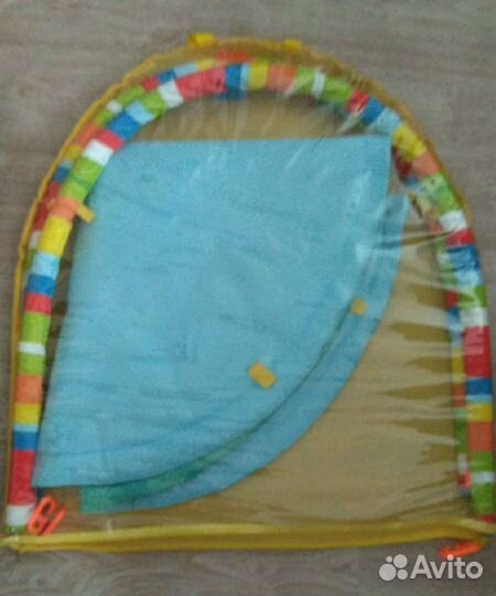 Развивающий коврик новый