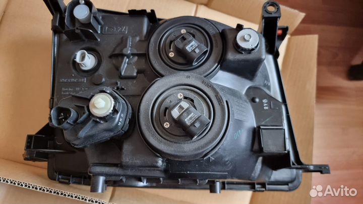 Фара левая на Toyota Land Cruiser 100